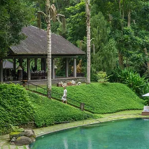 https://dua-dari-ubud-estate.ubudhotelsnow.com