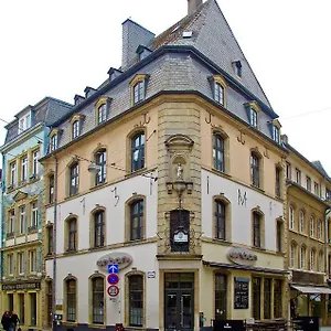 urban-apartment-in-the-nightlife-area.luxembourghotelsguide.com/
