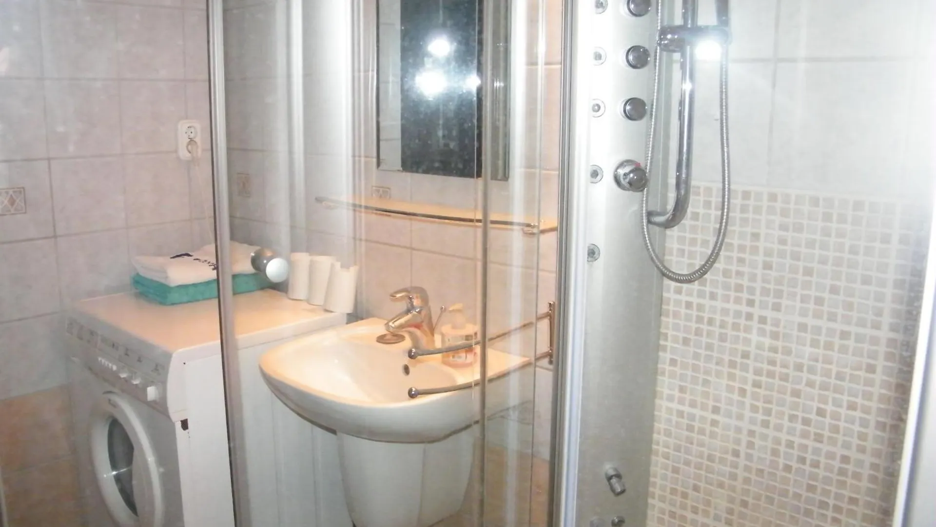 Danube Bridge Apartments Budapest